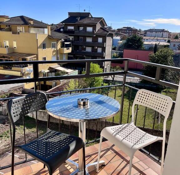 پانسیون Verona Rooms 109