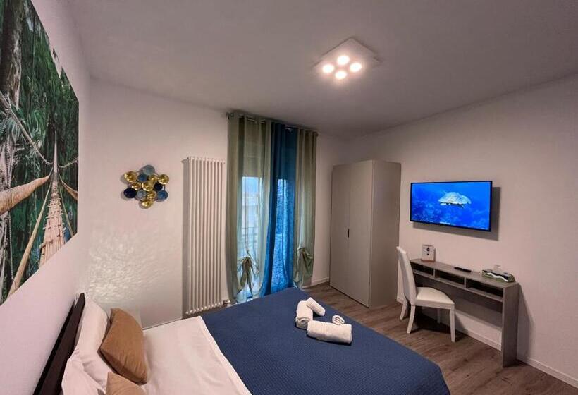 پانسیون Verona Rooms 109