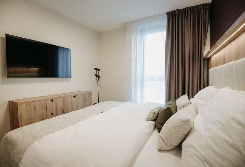 Rm Hotel Wellness&congress