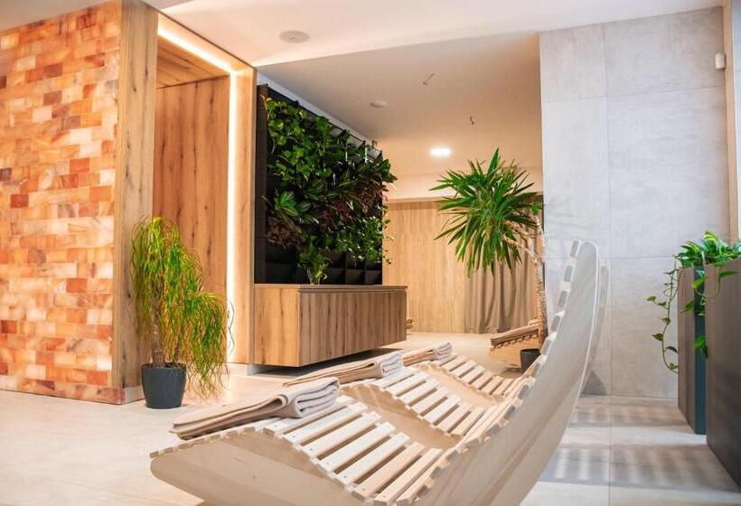 Rm Hotel Wellness&congress