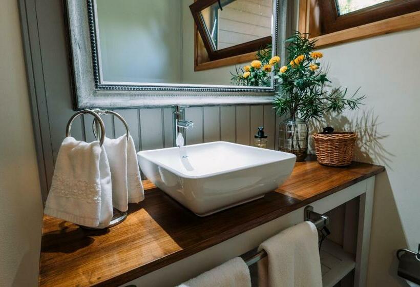 Wellnesshaus Bed And Breakfast