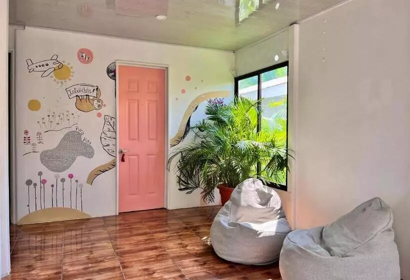 La Tribu Boutique Hostel For Women