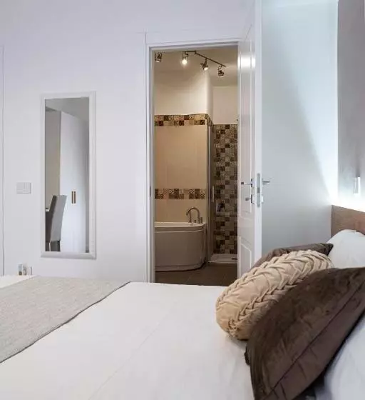 Aamiaismajoitus (B&B) A Due Passi   Guest House