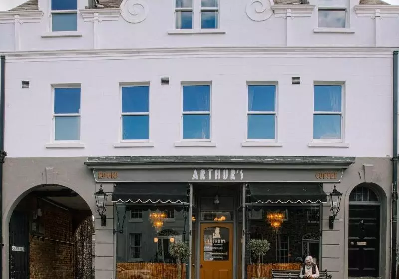 Aamiaismajoitus (B&B) Arthurs