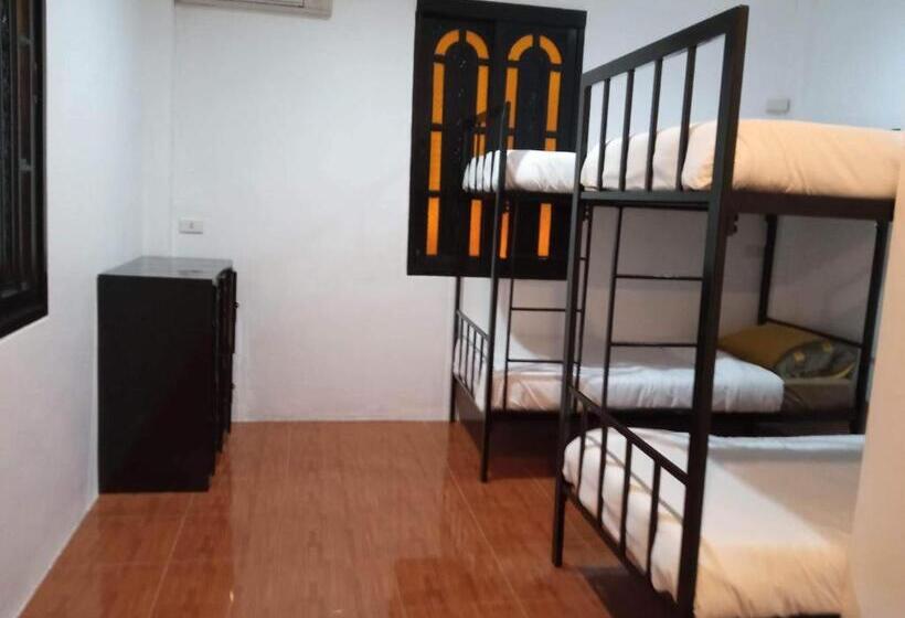 هتل Diver S House