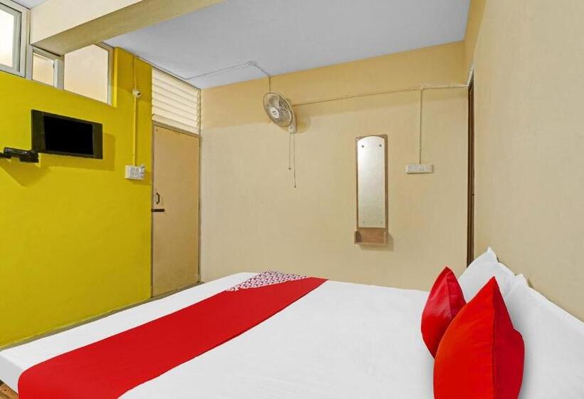 هتل Flagship Sri Sai Boarding And Lodging