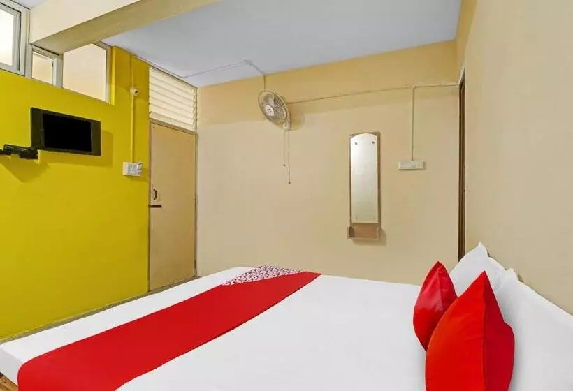 ホテル Flagship Sri Sai Boarding And Lodging