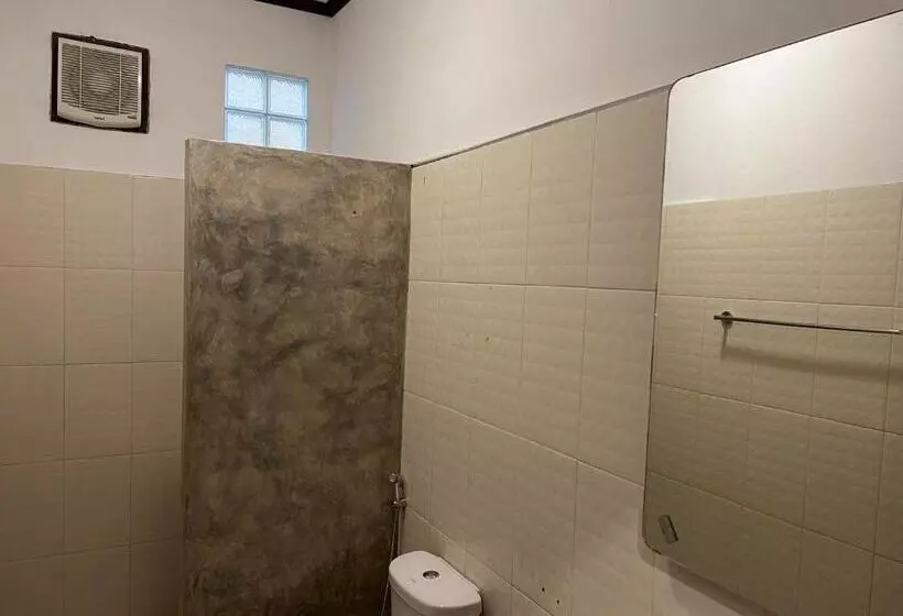 هتل Jasmine Place House