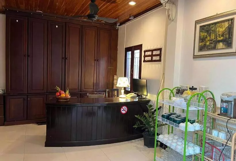 هتل Jasmine Place House