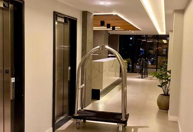 ホテル Kastel Petrópolis