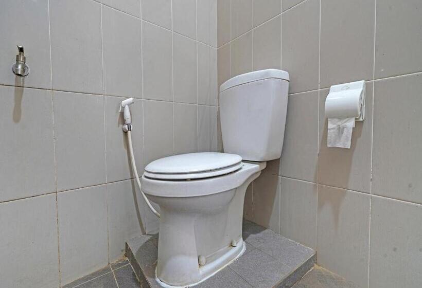 Hotel Oyo 92023 Singgasana Cipelah Syariah