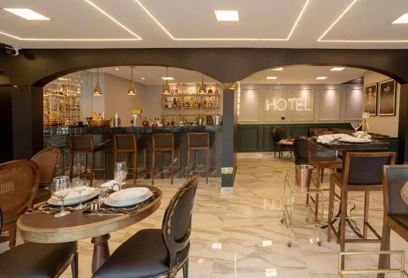 ホテル Piacentini