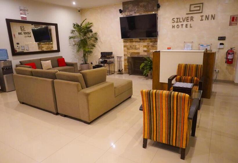 酒店 Silver Inn