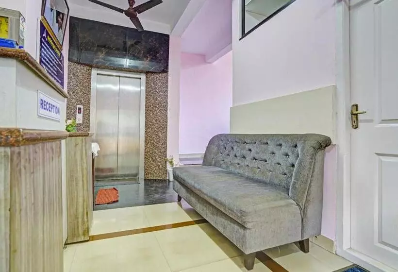 هتل Spot On 806027 Bright Homes