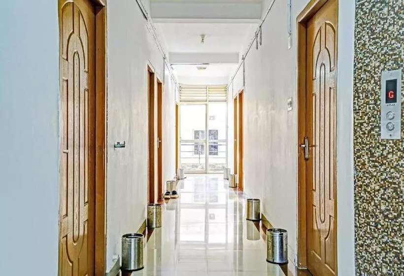 هتل Spot On 806027 Bright Homes