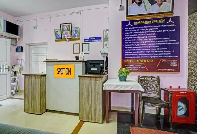 هتل Spot On 806027 Bright Homes