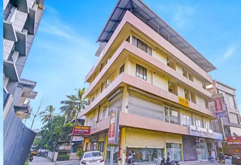 هتل Spot On 806027 Bright Homes
