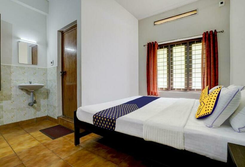 Hotel Spot On Archana Tourist Home