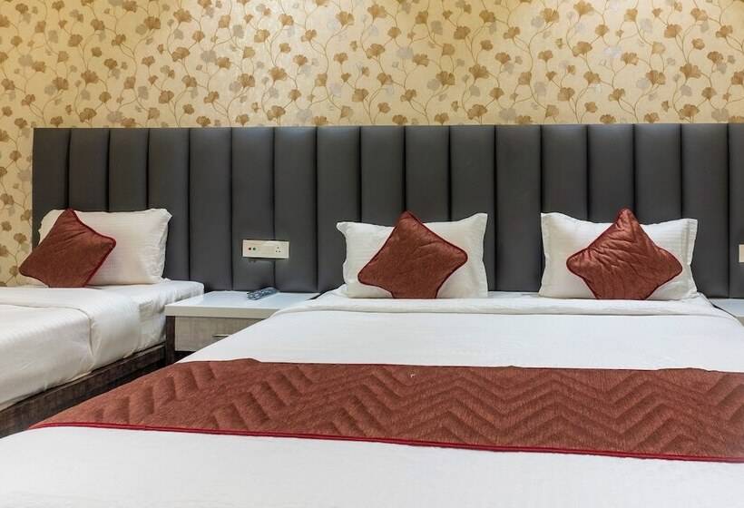 Hotel The Kamoda Resort