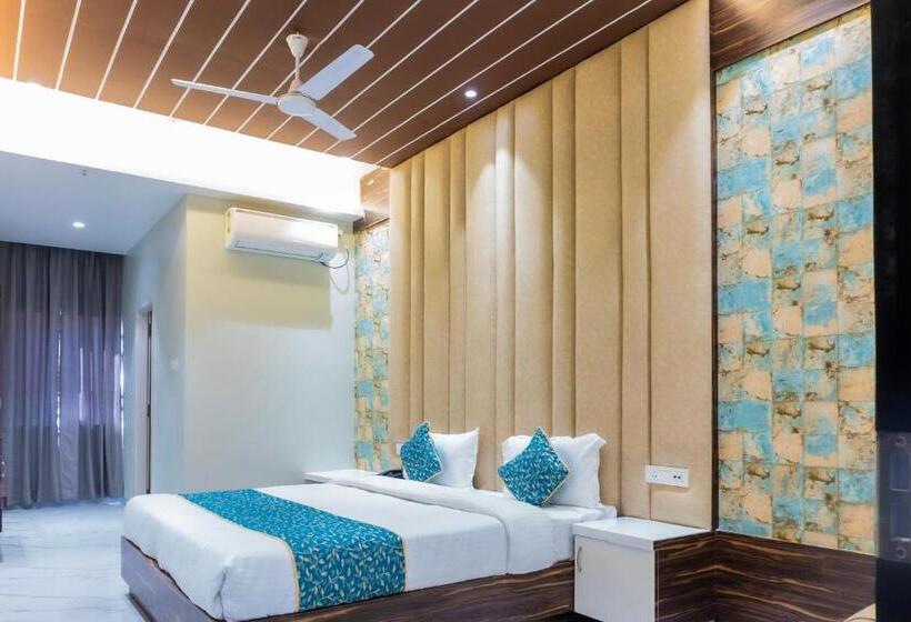 Hotel The Kamoda Resort