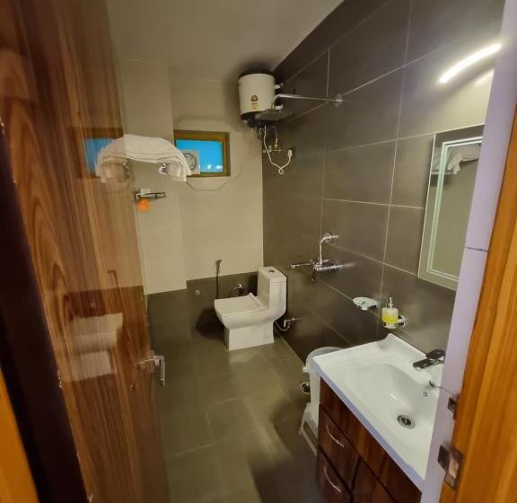 فندق The White Mountaina