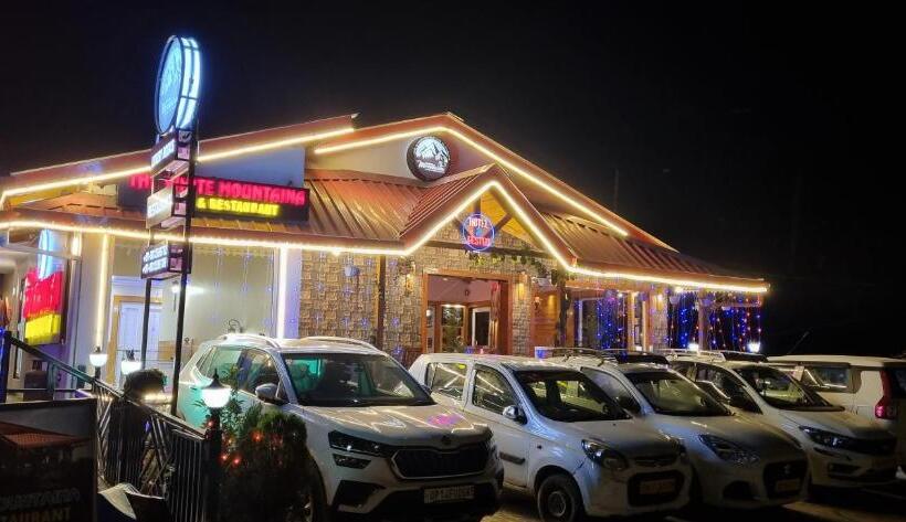 فندق The White Mountaina