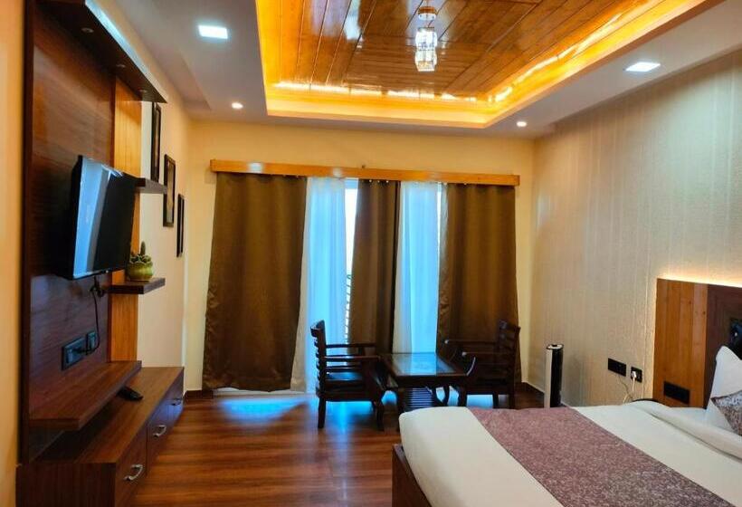 فندق The White Mountaina