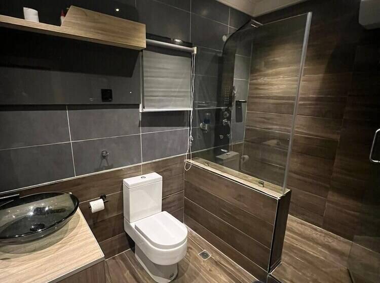 پانسیون De Loccville Place