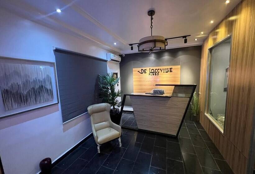 پانسیون De Loccville Place