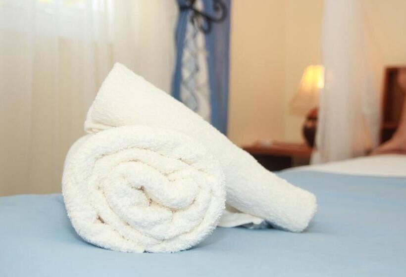 پانسیون L  Oasis De Verdure