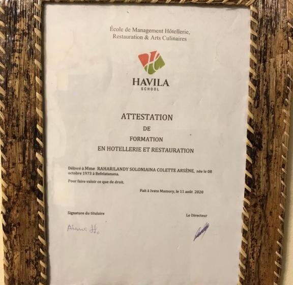 پانسیون L  Oasis De Verdure