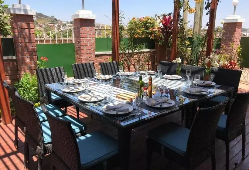 پانسیون L Oasis De Verdure