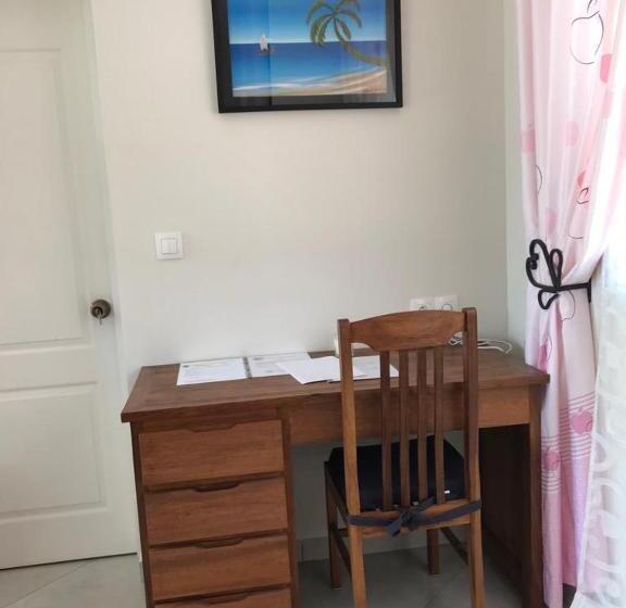 پانسیون L  Oasis De Verdure