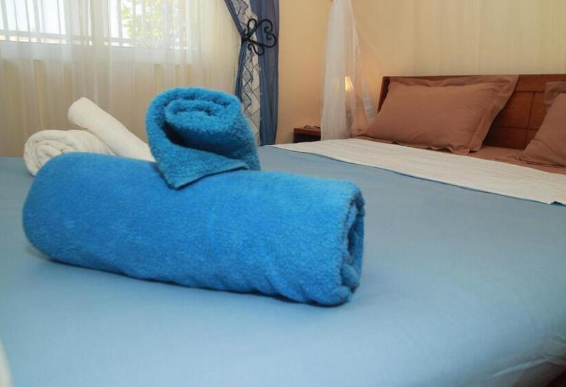 پانسیون L  Oasis De Verdure