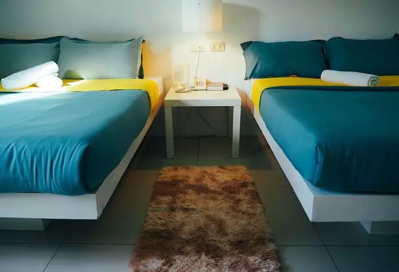 Retkeilymaja Wanderlust Bed And Breakfast Puerto Princesa