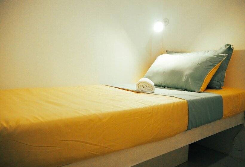 هاستل Wanderlust Bed And Breakfast Puerto Princesa