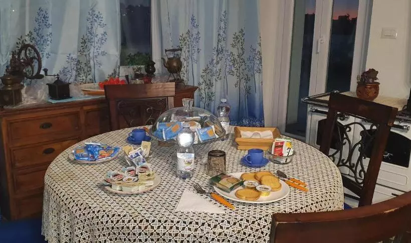 ベッドアンドブレックファースト Il Centrale Guest House