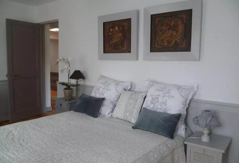ベッドアンドブレックファースト La Tonnelle Fleurie Chambres D Hôtes