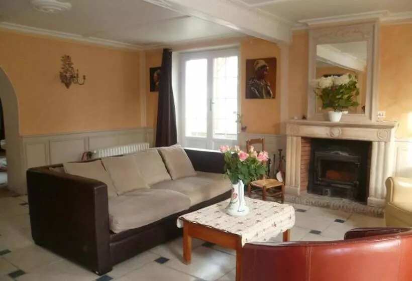 ベッドアンドブレックファースト La Tonnelle Fleurie Chambres D Hôtes