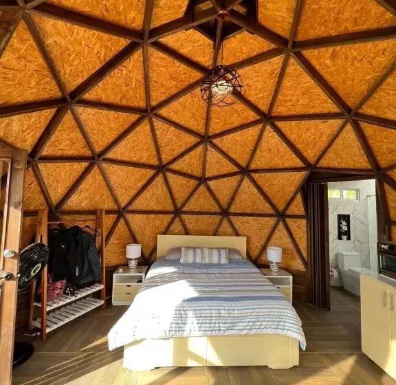 ホテル Glamping Monteverde San Gil