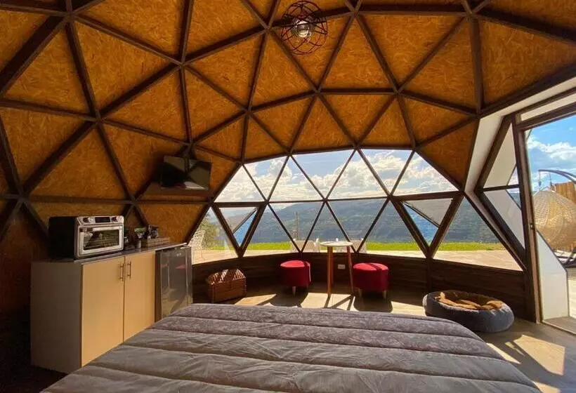 ホテル Glamping Monteverde San Gil