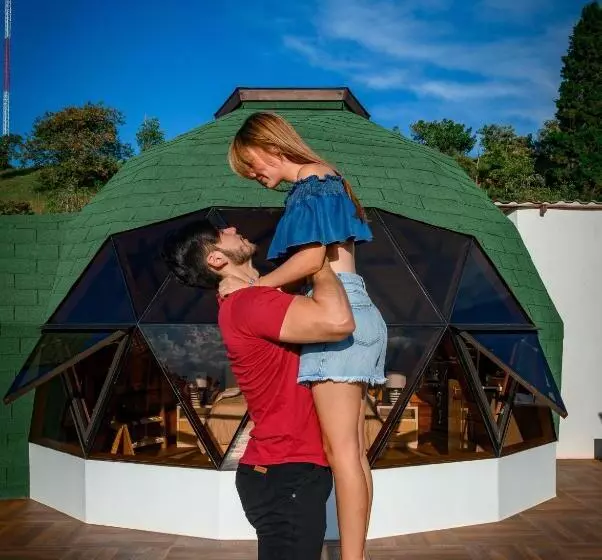 ホテル Glamping Monteverde San Gil