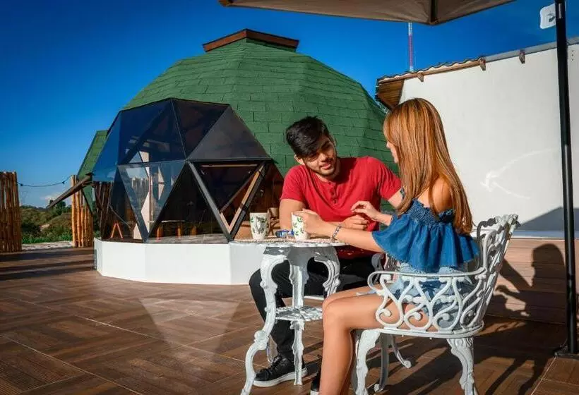 ホテル Glamping Monteverde San Gil