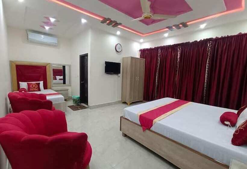 هتل New Royal Palace