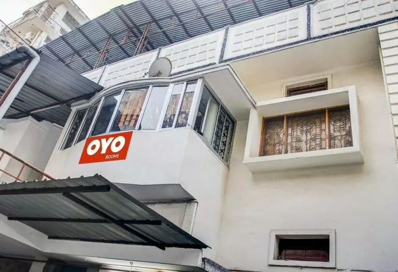 Hotel O Triveni