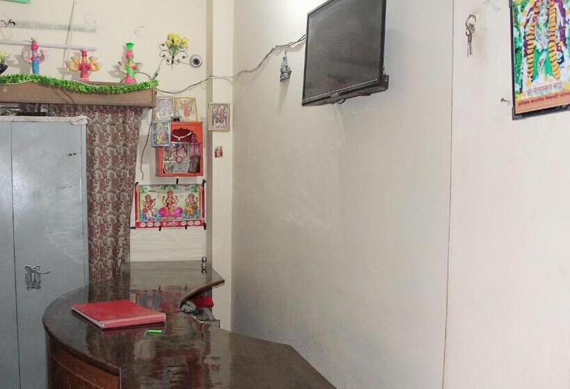 בית מלון כפרי Pitambra Vishranti Grah