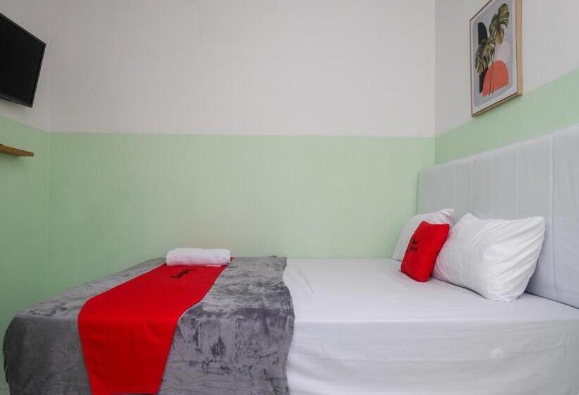 בית מלון כפרי Reddoorz Near Tugu Kartasura