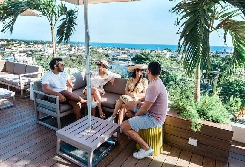 هتل Santo Paradiso