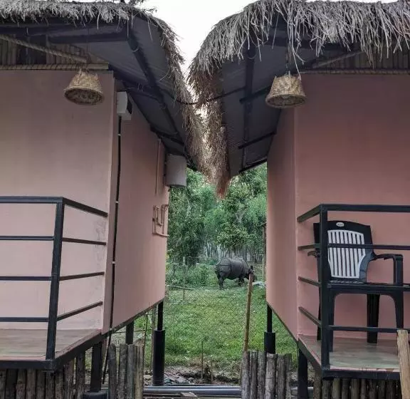 پانسیون Bamby Chilling House   Feel The Nature