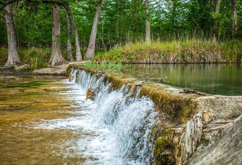 بنسيون Rrr Cabin On The Medina